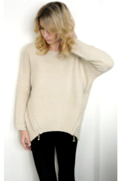 Gros pull doux noir ou beige