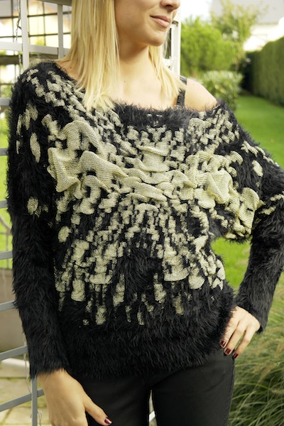 Pull noir et doré